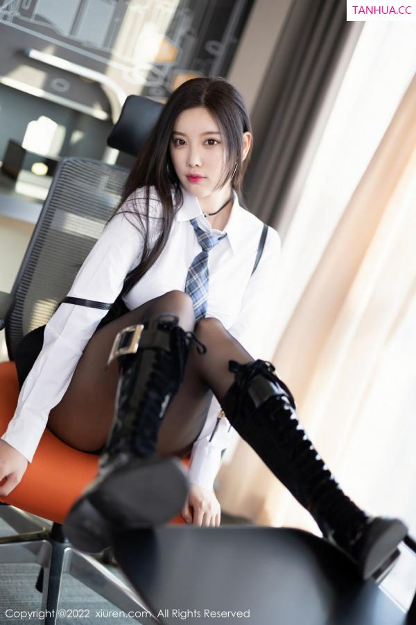杨晨晨 sugar小甜心CC [XiuRen]高清写真图 2022.04.12 No.4856 杨晨晨Yome第8张图片
